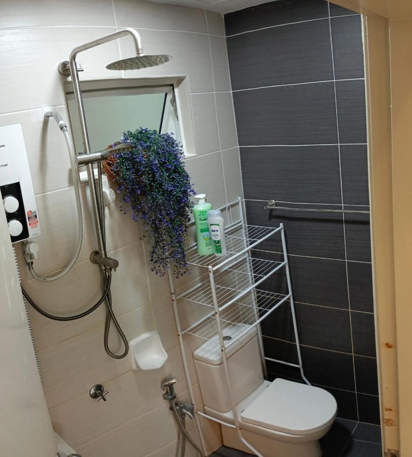 Klia Ehsan Residence Sepang Nilai Greenery 8 Pax Air-Con מראה חיצוני תמונה