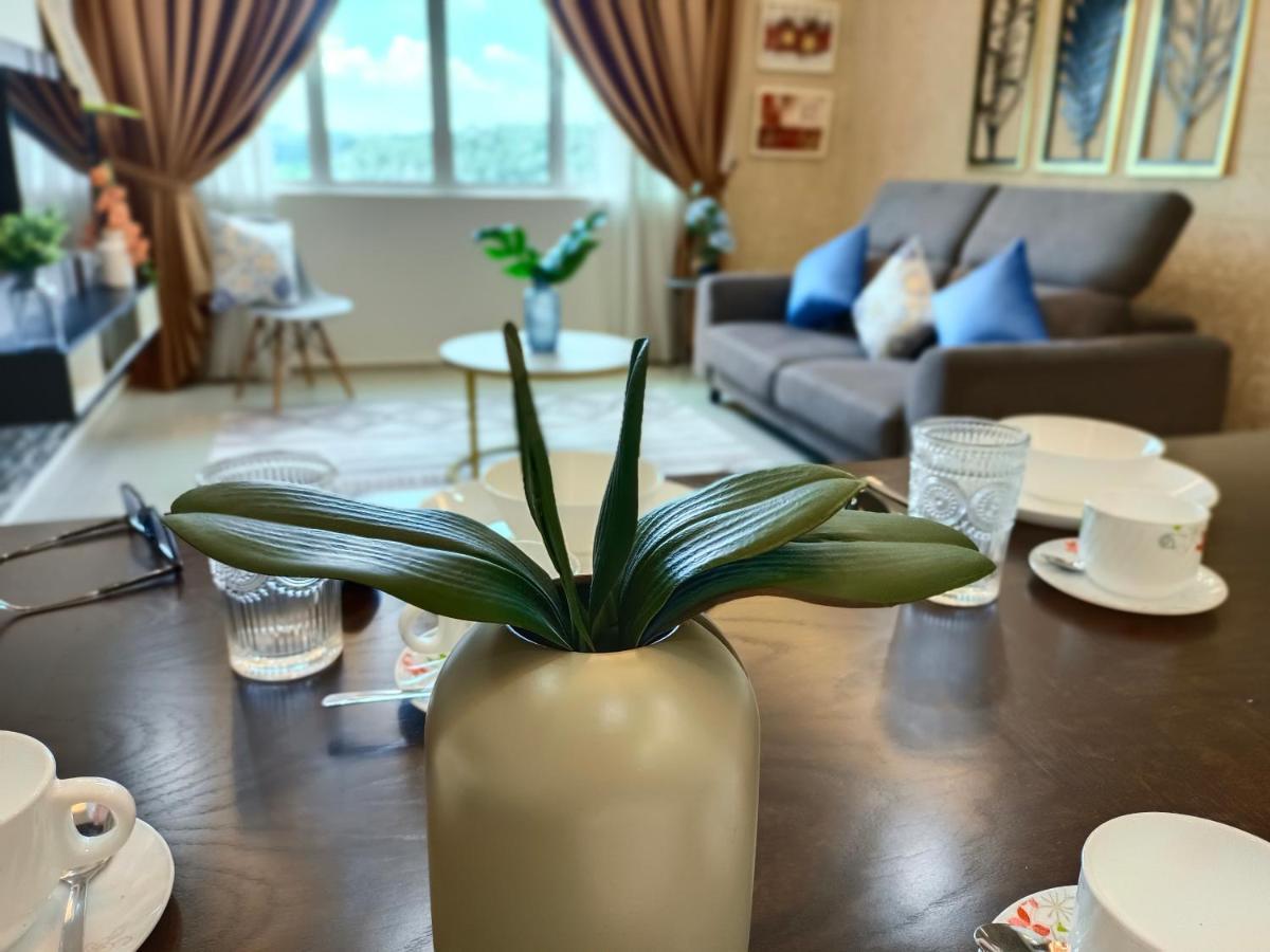Klia Ehsan Residence Sepang Nilai Greenery 8 Pax Air-Con מראה חיצוני תמונה