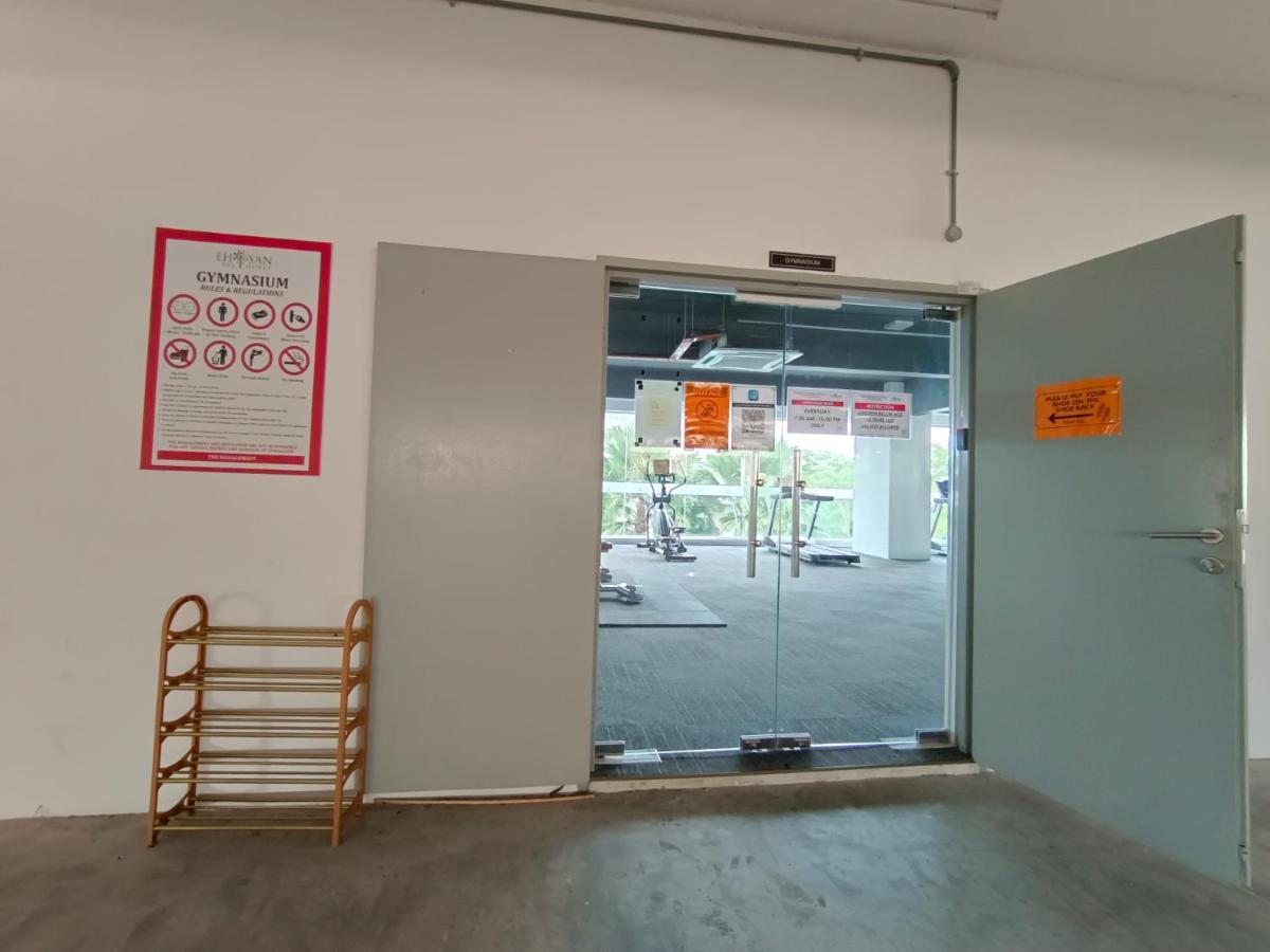 Klia Ehsan Residence Sepang Nilai Greenery 8 Pax Air-Con מראה חיצוני תמונה