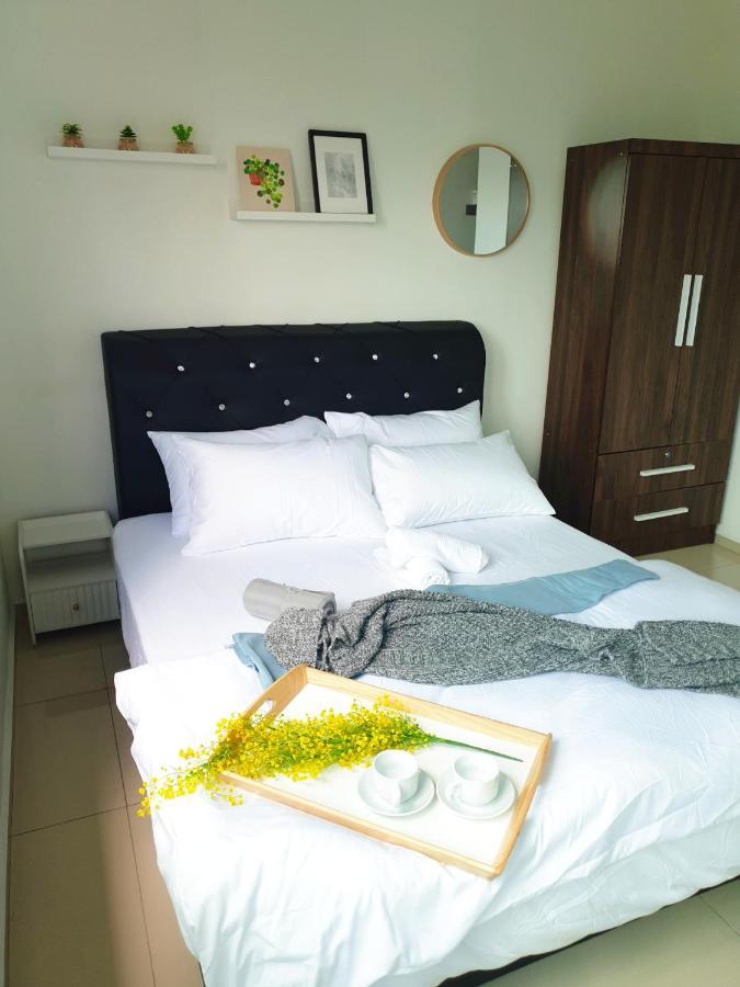 Klia Ehsan Residence Sepang Nilai Greenery 8 Pax Air-Con מראה חיצוני תמונה
